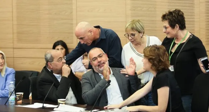 חוק המצלמות נפל: מי שמח ומי כועס בנגב?