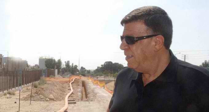 אנדריי אוזן מונה ליו