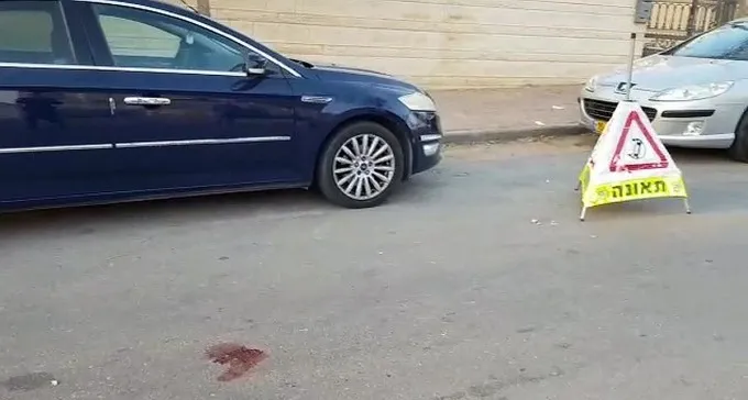 הייתה מעורבת בתאונה, הבחינה בכוחות משטרה גדולים - והסגירה עצמה