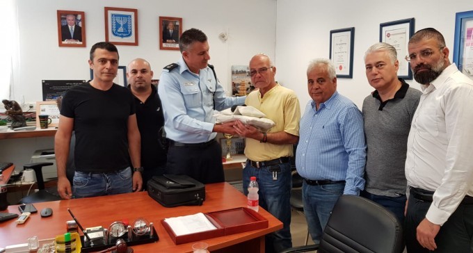 דימונה: שדד תפילין ממתפלל מבוגר - ונתפס