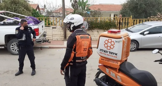נתיבות: שני צעירים נדקרו, חשד לרצח