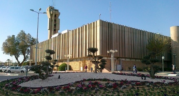 דרמה פוליטית בב''ש: דנילוביץ' שלל את סמכויות סגן ראש העיר כראדי