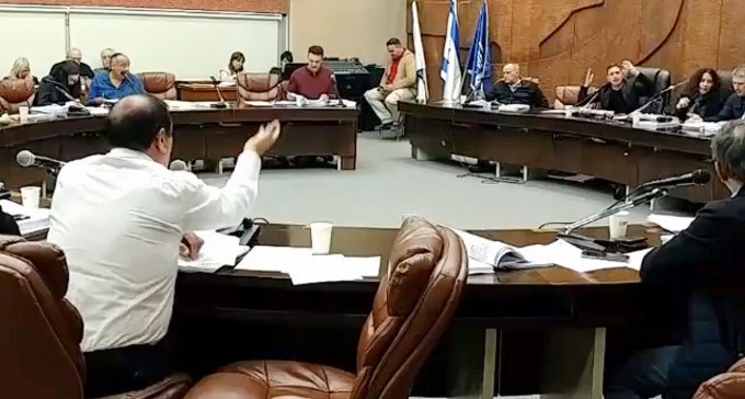 הסוף לחדרי אשפה בבניינים? תכנית עירונית להקמת פחים מוטמנים