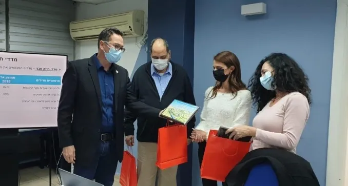 משרד הפנים הכריז על ערד כרשות יציבה כלכלית