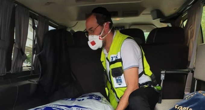 שכונה ג': גופת בן 70 נמצאה בדירה בשד' שז''ר