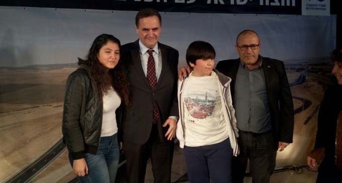 ילדי מיתר גונבים את ההצגה