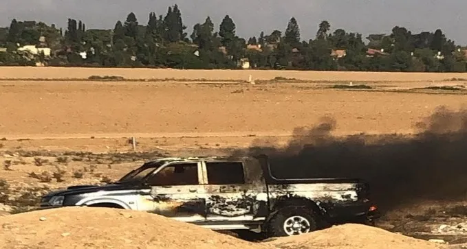 ערב של קטטות: מכוניות הועלו באש בתל שבע סמוך לעומר, עימותים ברהט