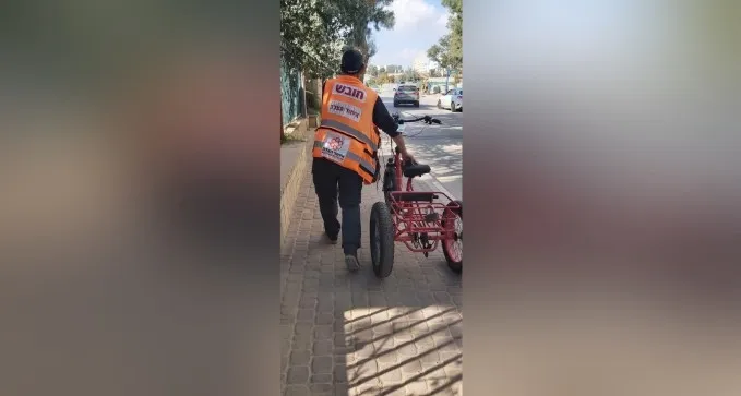 תאונה בשכונה ג': בן 60 נפצע בנסיעה על תלת אופן