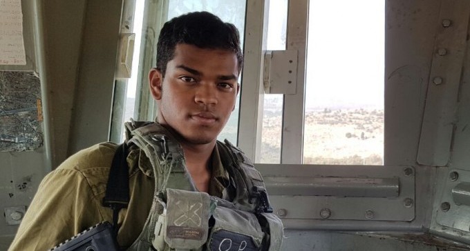 אורן פנקר רצה והגשים