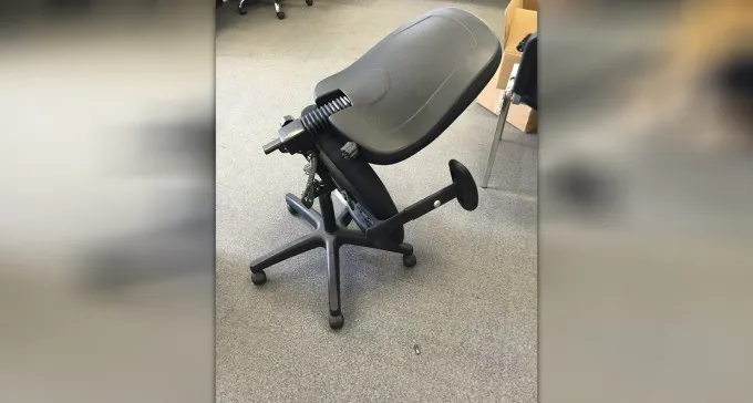 דימונה: לא הייתה מרוצה מהטיפול, אז זרקה כיסא על הרופא