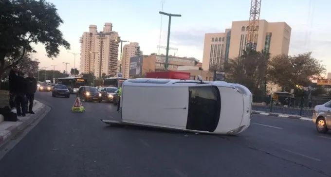 צמתים מסוכנים: 340 איש נפגעו בתאונות בב''ש במהלך 2021