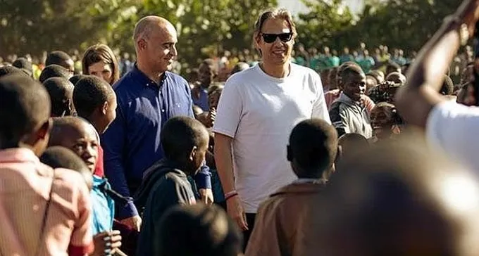 הקאמבק של אסי רחמים: יוביל תוכנית לקידום הכדורגל באפריקה