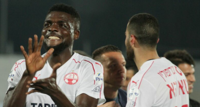 קבוצה בלי שיר בלב ההגנה ובלי נקודות בצ'כיה