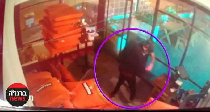 צפו: כך פורצים לפאב בשכונה ד'