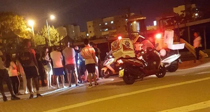 עיר בפניקה: שני נערים נדקרו על ידי ליצנים, המשטרה בכוננות שיא