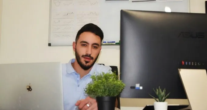 רוח יזמית: בראל זריאן מב''ש פיתח את האפליקציה שעוזרת לעסקים