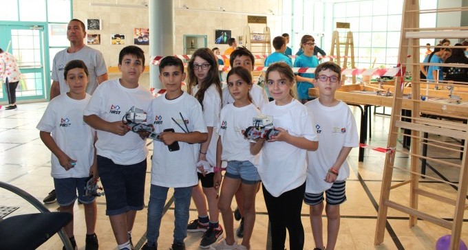 100 תלמידים מהנגב השתתפו בתחרות הרובוטיקה הדרומית