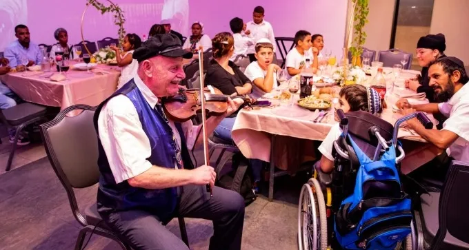 מרגש: רא''ם וחב''ד ערכו בר מצווה מרכזית ל-30 ילדים מבאר שבע