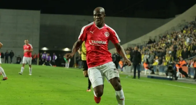 "אני בהפועל באר שבע כדי להשאר": טוני וואקמה מגיב 