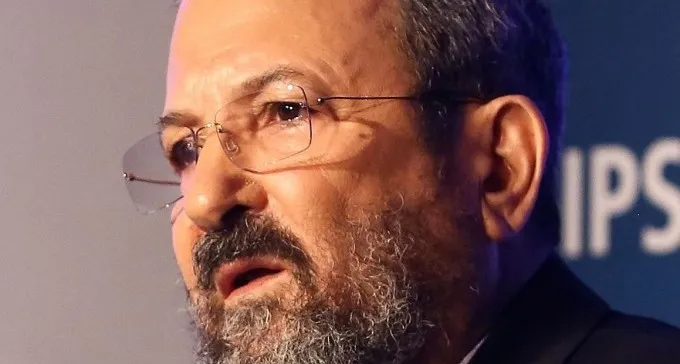 ראש הממשלה לשעבר, אהוד ברק, בשבתרבות בב''ש