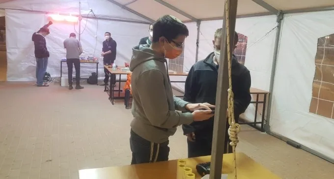 מצטיינים בהתנדבות: תלמידי ישיבת הסדר בירוחם מסייעים למד''א