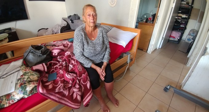 מורן סעדון מתחננת לתנאים אנושיים, הממסד מבקש עוד אישורים 