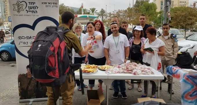 'השורדים האמיתיים של החיים': מה קורה לחיילים בודדים אחרי השיחרור?