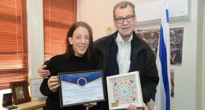 ירוחם העניקה לקק"ל שוויץ תעודת הוקרה