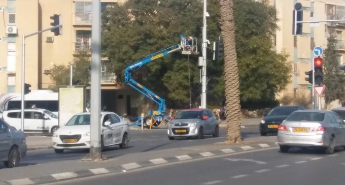 פוקחים עליכם עין: מצלמת אבטחה הוצבה בצומת מצדה-אחימאיר