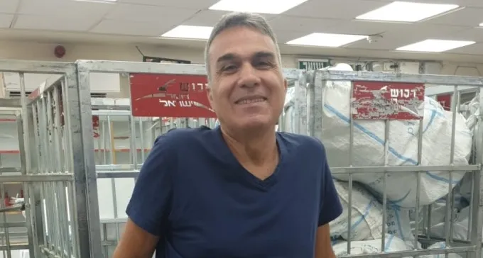 לכבוד יום הדואר הבינלאומי: הכירו את יורם בן יעקב