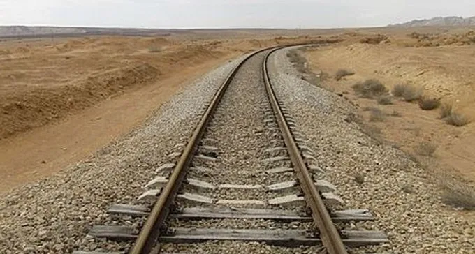 אחרי נפילת רקטה בסמוך למסילה, מתחדשת תנועת הרכבות מבאר שבע