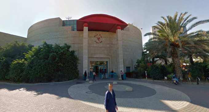 אישה נשדדה ביציאה מקניון הנגב