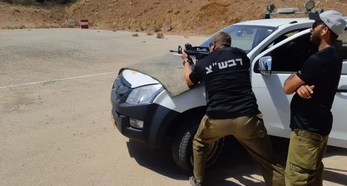 חלם: הדרום תחת איום,  המדינה מפטרת את רכזי הביטחון הישוביים