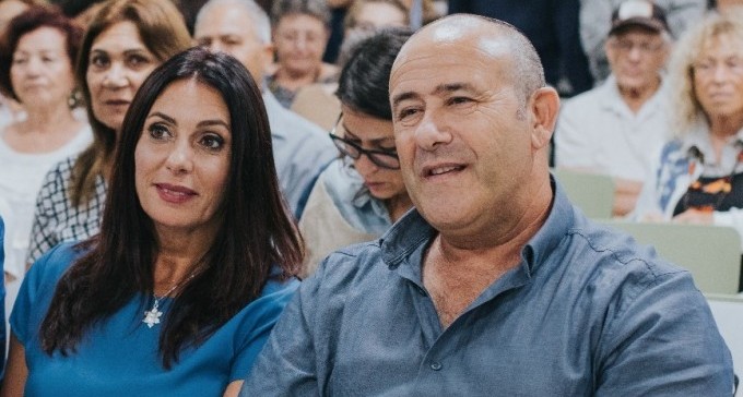 מירי רגב חנכה את הספריה במיתר