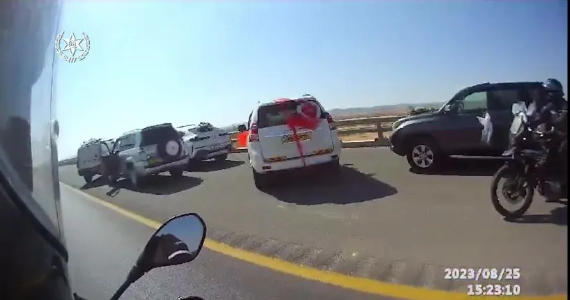 בסוף שבוע אחד: 18 שיירות חתונה מסוכנות בכבישי הנגב  (תיעוד)