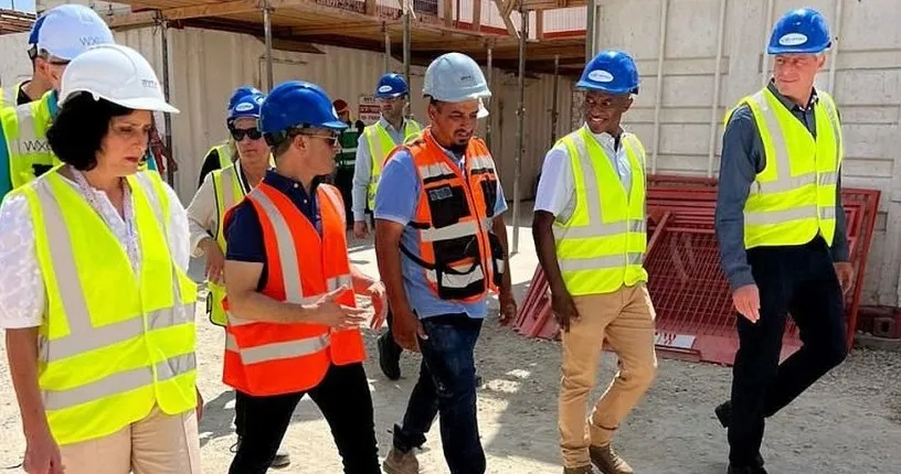 ראש עיריית באר שבע והנהלת אסותא בביקור בבית החולים החדש המוקם בעיר