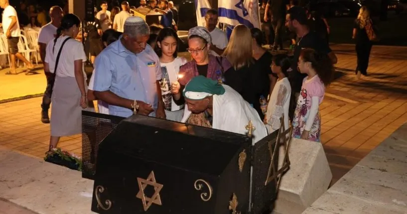 19 שנה לפיגוע הכפול בבאר שבע: העיר התייחדה עם זכר 16 הנרצחים