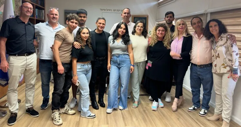 בוגרי ובוגרות עמותת יוניסטרים מבאר שבע הציגו את המיזם החדשני שלהם בפני ראש העיר