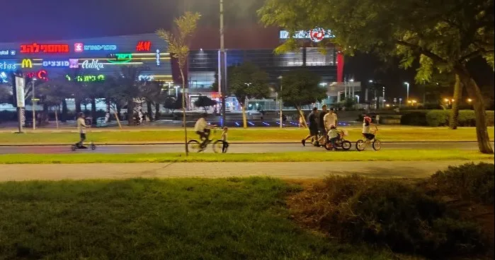 סיכום אירועי כיפור: מכוניות נסעו ברחבי העיר, צה''ל תקף ברצועה בתגובה לבלוני תבערה (תיעוד)