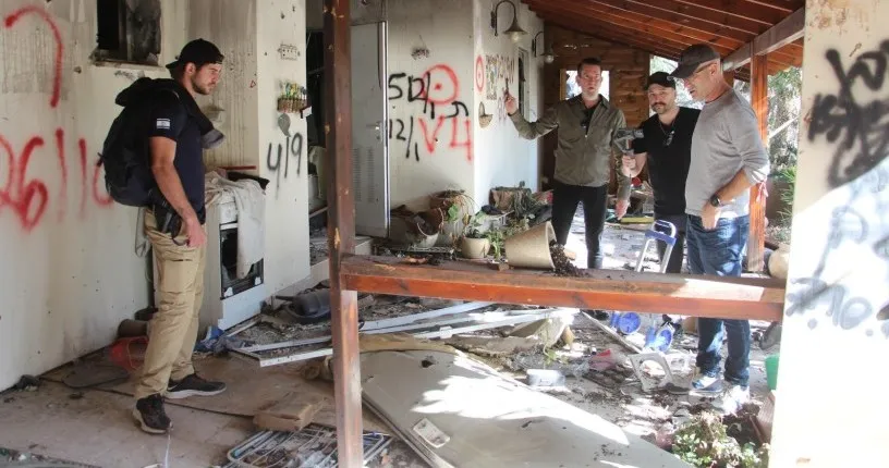 נחשפו לזוועות בנגב: מנהיגי נצרות ארה''ב ערכו סיור ביישובים שנפגעו