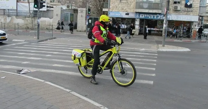 סוף לחגיגת האופניים החשמליים: הממשלה מקימה מאגר, רוכבים מחוייבים ברישום