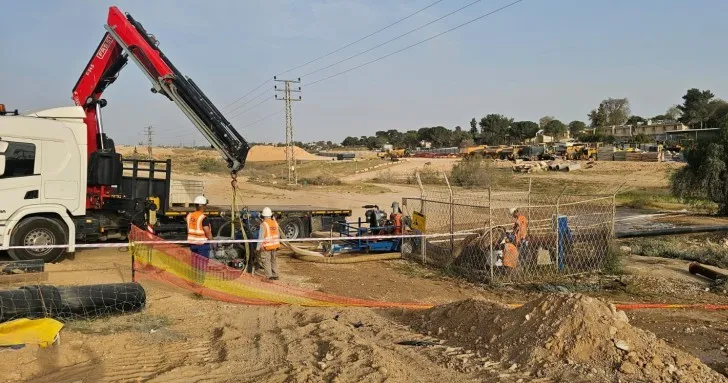 ''עבודות בקנה מידה היסטורי'': החלה הנחת קו מקורות שישמש את באר שבע בעשרות השנים הבאות (תיעוד)