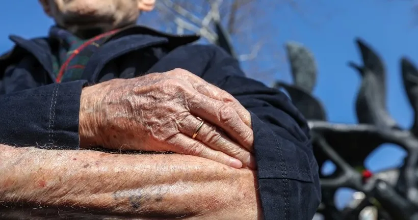  86 משורדי השואה שפונו מבתיהם בעקבות מלחמת 'חרבות ברזל' הלכו לעולמם