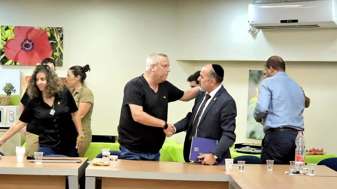 ''השלכות אירועי ה-7 לאוקטובר ילוו אותנו למשך שנים'': שר הרווחה קשוב למצוקת יישובי אשכול