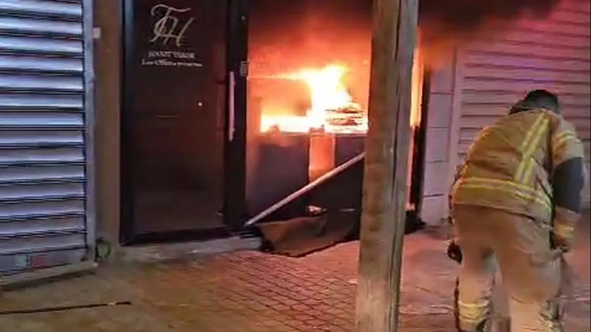 חיפושים אחרי מצית משרד עורכי הדין בעיר העתיקה בבאר שבע: ''רוכב קורקינט השליך משהו - וברח''