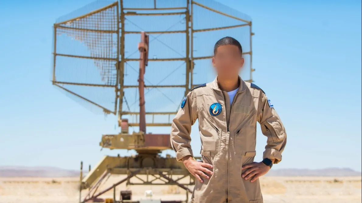 סג''מ ג' מבאר שבע סיים את  בית הספר לבקרה ופיקוח טיסה