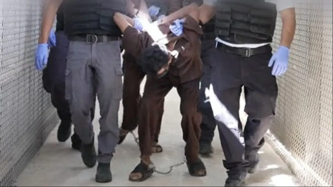 המדינה: מאות הכלואים בשדה תימן פונו - וכיום נותרו בו רק 28 עצורים