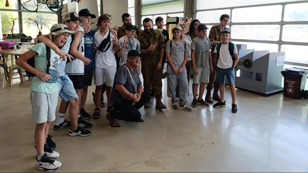 חיבור ישראלי צעיר: קייטנת הקיץ בבאר שבע שמשנה חיים לנוער עולה