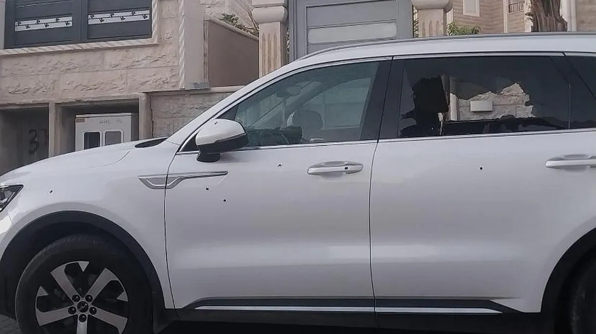 עיר מדממת: אלמונים ירו לעבר רכבו של ראש עיריית רהט