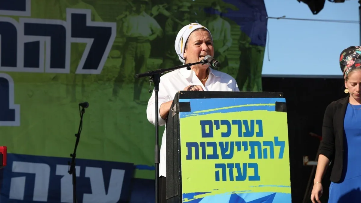 הממשלה החלה בצעדים ממשיים לחידוש ההתישבות היהודית בעזה: ''רק לקיחת שטח תכאיב להם באמת כמו ב-67'' 
